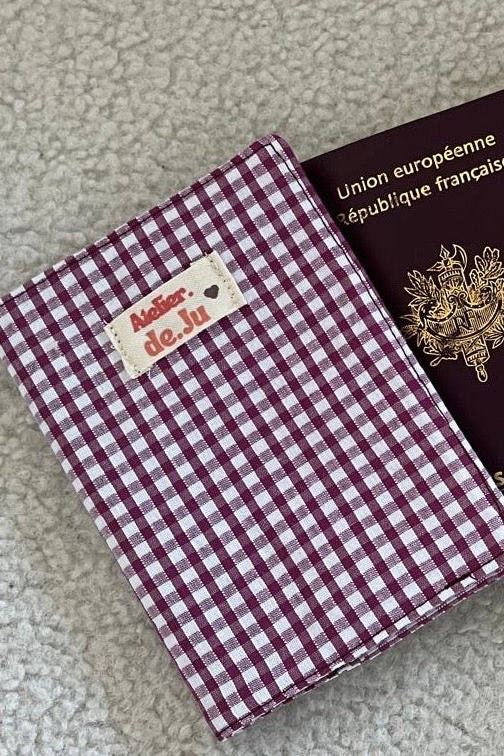 Protège-passeport/ Passport Holder